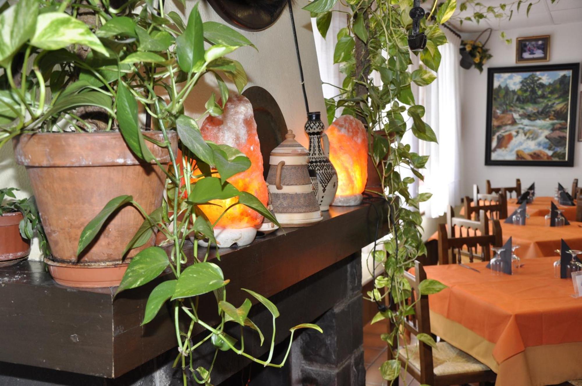 Hotel Castillo D'Acher Siresa Luaran gambar